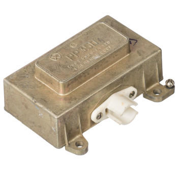 РР 350 - реле-регулятор ГАЗ 24